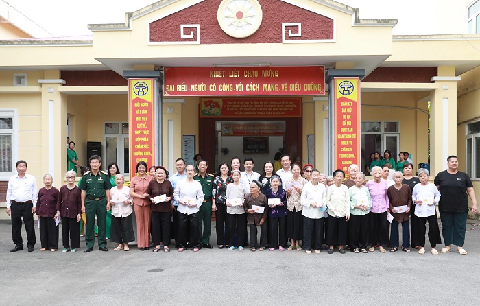 Quan tâm chăm lo, tạo điều kiện tốt nhất cho người có công và thân nhân liệt sỹ-4