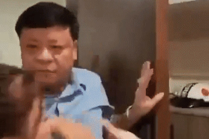 Thực hư clip Trưởng phòng ma túy quận Tây Hồ đánh người-1