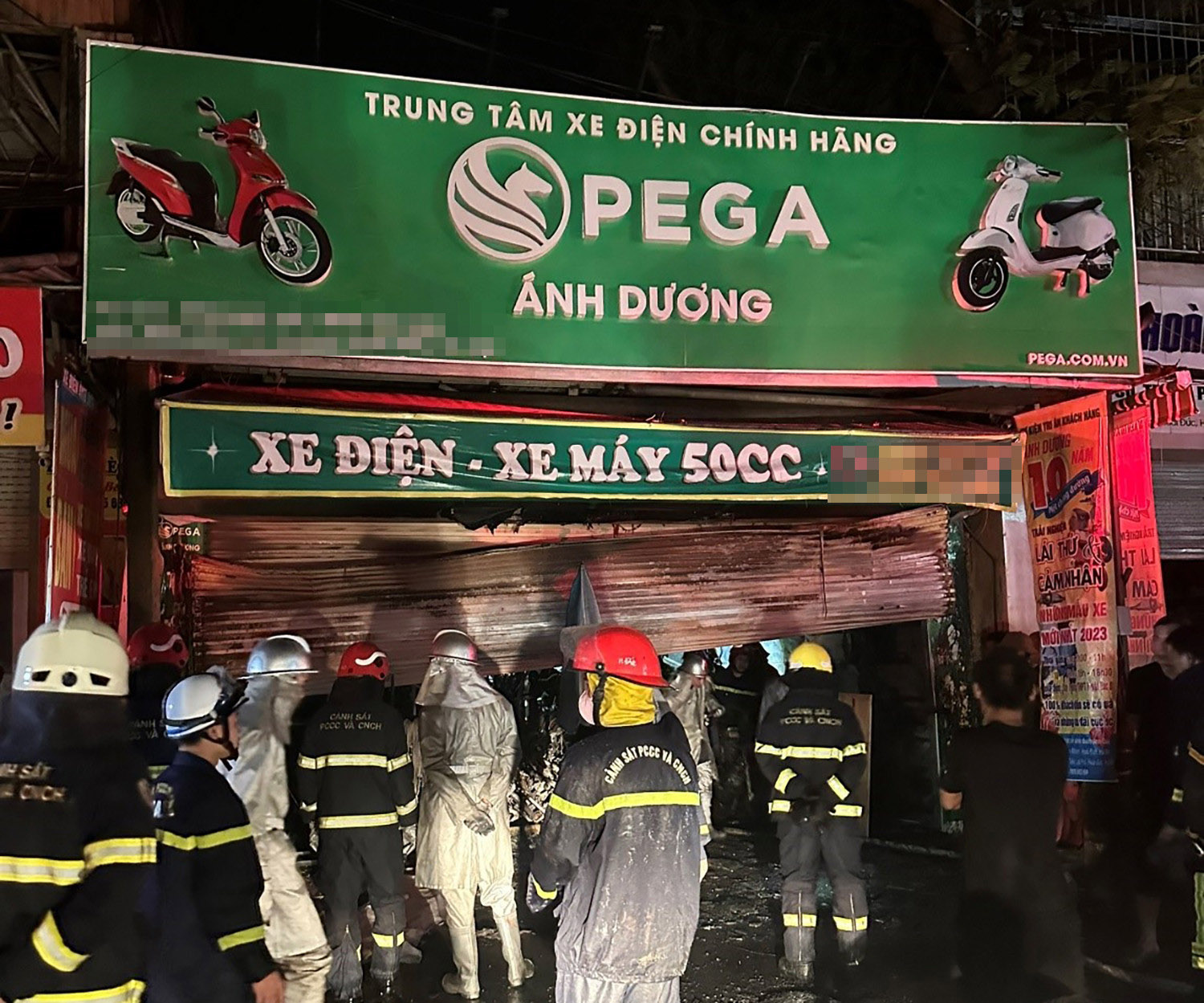 Cháy nhà trong đêm ở Hà Nội, gia đình 3 người tử vong-1