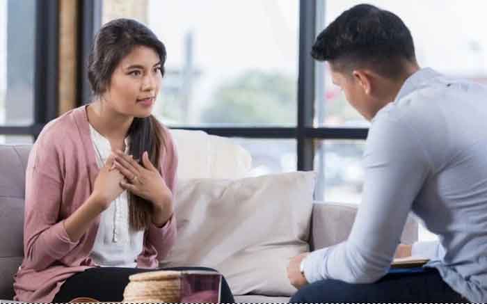 Cả nhà quay lưng khi chồng bệnh, anh mất thì họ đòi quản tiền phúng viếng-1