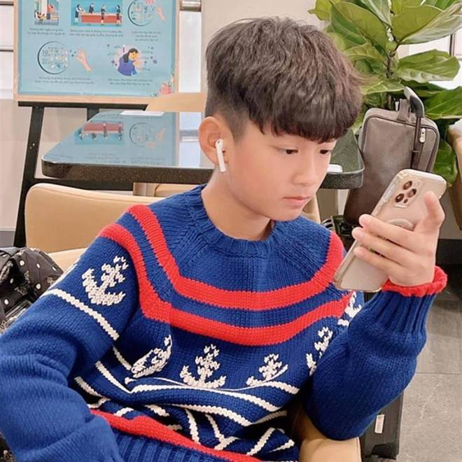 Để con cho chồng cũ đại gia Đức Huy nuôi nhưng Lệ Quyên vẫn dạy dỗ con quá chuẩn, ai cũng tấm tắc khen-8