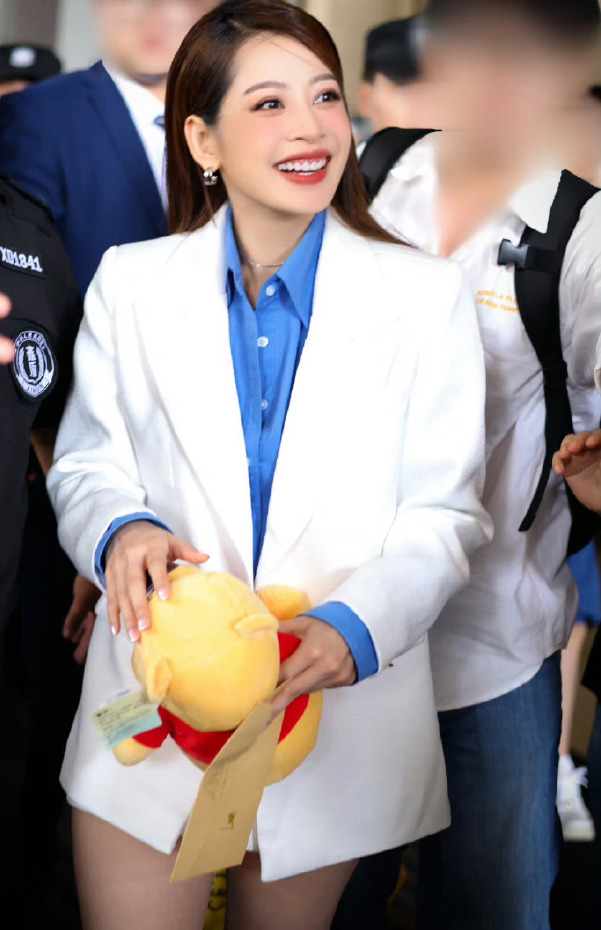 Lộ ảnh chung kết Đạp Gió 2023, vị trí Chi Pu vô tình cho biết kết quả?-4