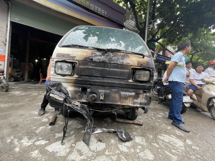 Vụ cháy nhà 3 người tử vong ở Hà Nội: 2 cháu bé sinh đôi may mắn thoát nạn-5