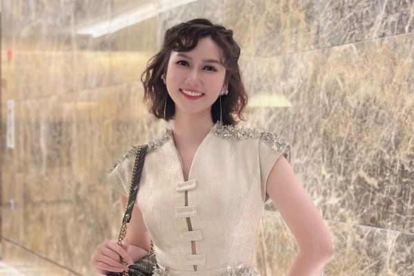 Đình Tú đóng phim với ai cũng dính tin đồn yêu đương, 33 tuổi đã phải giữ mình-6