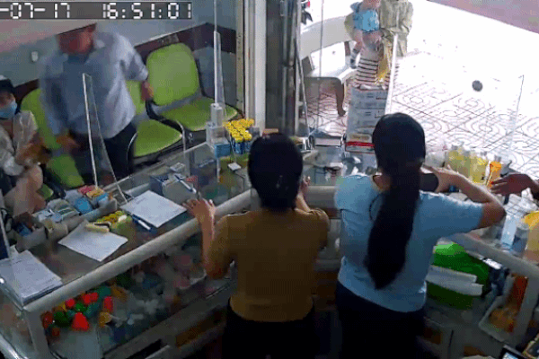 Đưa nhiều phụ nữ vào tròng, bị cáo nói do tôi đẹp trai!-2