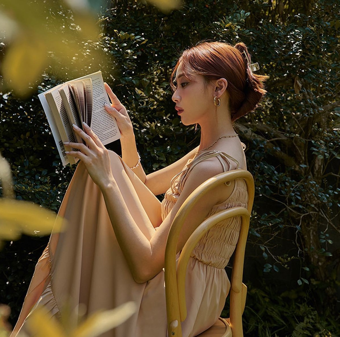 4 cách buộc tóc thanh lịch cho nàng ngoài 30 tuổi-5