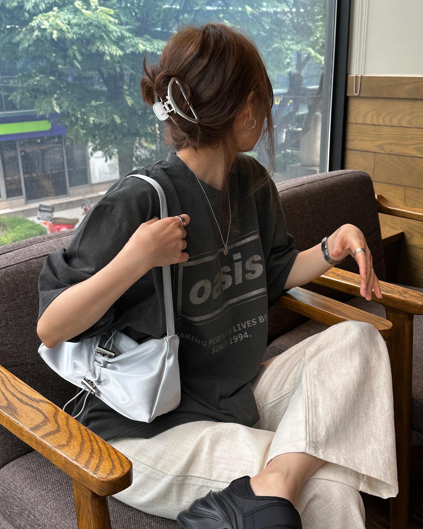 4 cách buộc tóc thanh lịch cho nàng ngoài 30 tuổi-6