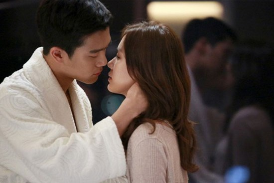 Chấp nhận hình phạt kỳ quái của vợ nhằm cứu vãn hôn nhân sau khi bị phát hiện ngoại tình