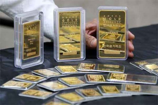 Giá vàng hôm nay 21/7: Ít biến động, chờ quyết định của Fed