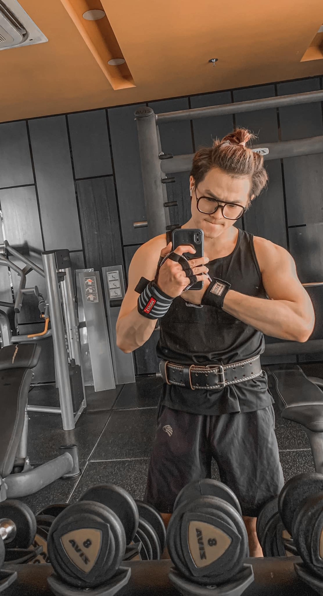 Chàng trai biến hình” từ bụng mỡ thành body 6 múi được nhiều người xin bí quyết-2