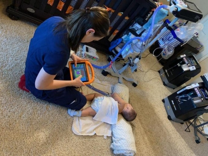 Vợ trẻ Quách Thành Danh ân hận khi quyết sinh con thứ 5 dù được bác sĩ khuyên bỏ, 4 năm chữa bệnh tốn 40 tỷ đồng-5