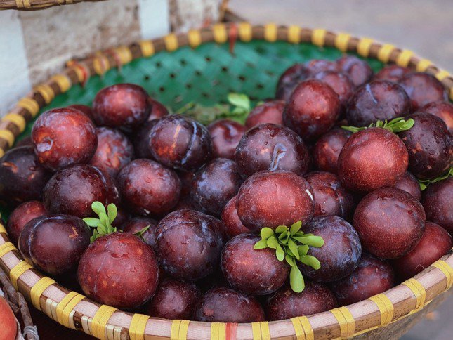 Hoa quả Trung Quốc ngập chợ Hà Nội, có loại xưng danh đắt nhất thế giới-2