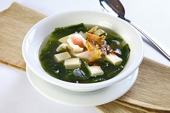 Thứ này là rau nhưng giàu đạm lẫn canxi, có thể ngừa ung thư, đem nấu canh cực ngon và bổ