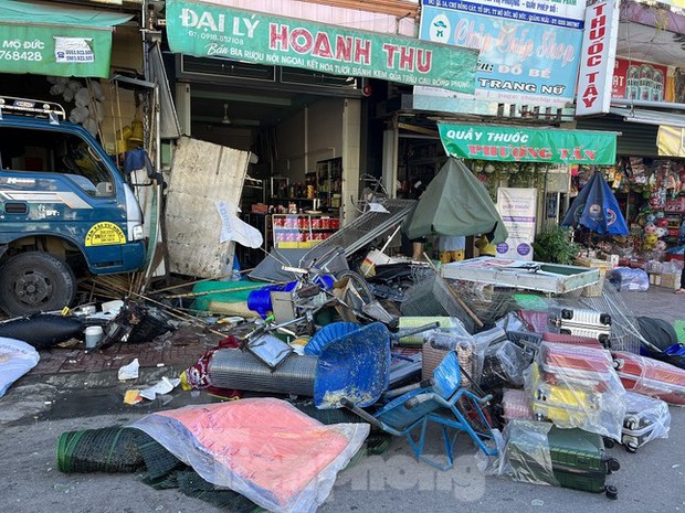 Hàng xóm bàng hoàng kể lại giây phút xe tải lao vào nhà dân làm 2 người tử vong-3