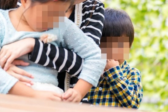 Con trai kể bị cướp tiền, bố hùng hổ đi trả đũa để rồi lộ ra sự thật bẽ bàng