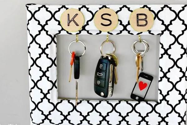 10 gợi ý biến khung ảnh cũ thành đồ dùng tiện ích trong nhà-8