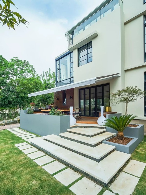 Rời thành phố về ngoại ô xây nhà vườn rộng 1.000m2 với bể bơi và cây xanh-1