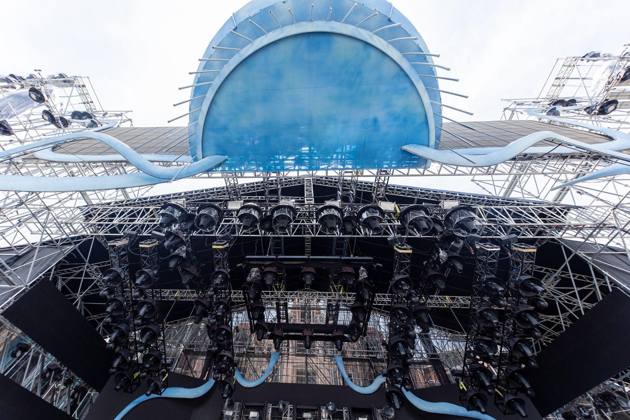 Hé lộ sân khấu tổng duyệt 8Wonder trước giờ G-8