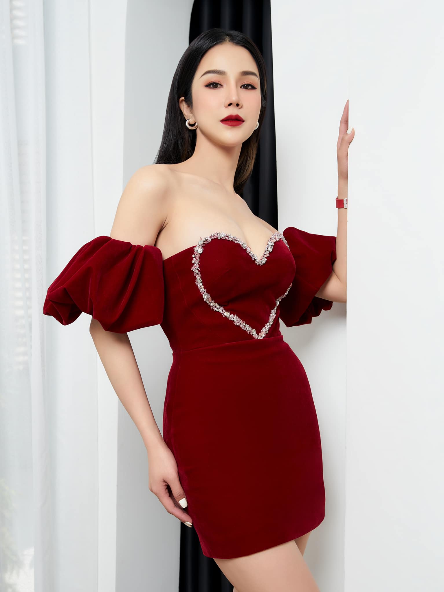 Diệp Lâm Anh lên tiếng về phát ngôn của mẹ chồng cũ: Niềm tin và tình cảm của tôi đã đặt nhầm chỗ-2