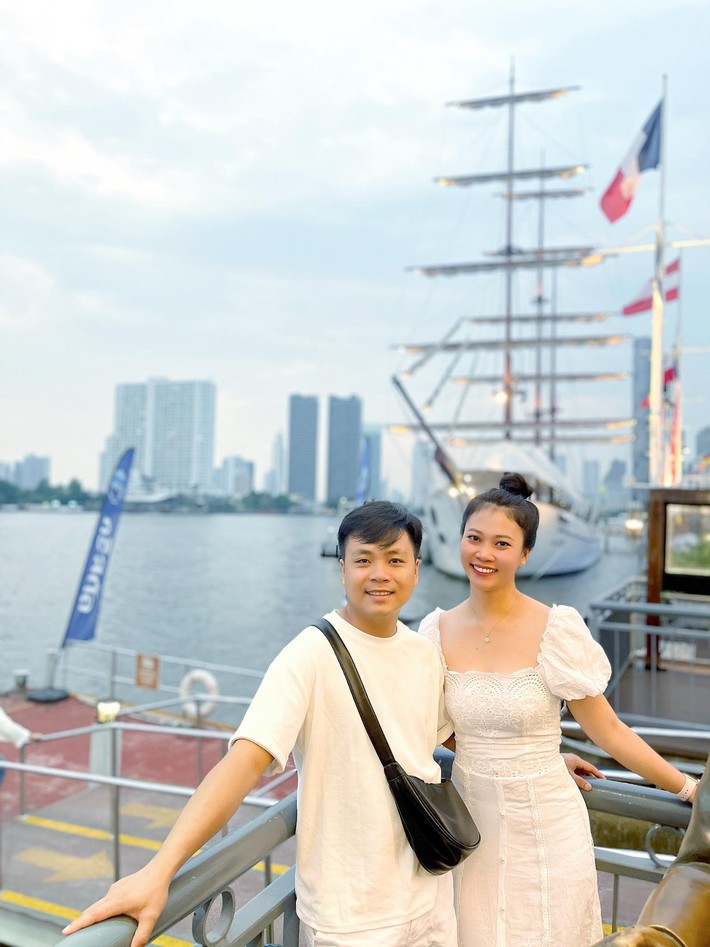 Chàng trai cầu hôn bằng chiếc nhẫn 150.000 đồng, đưa vợ đi mua mảnh đất 40.000m2-5