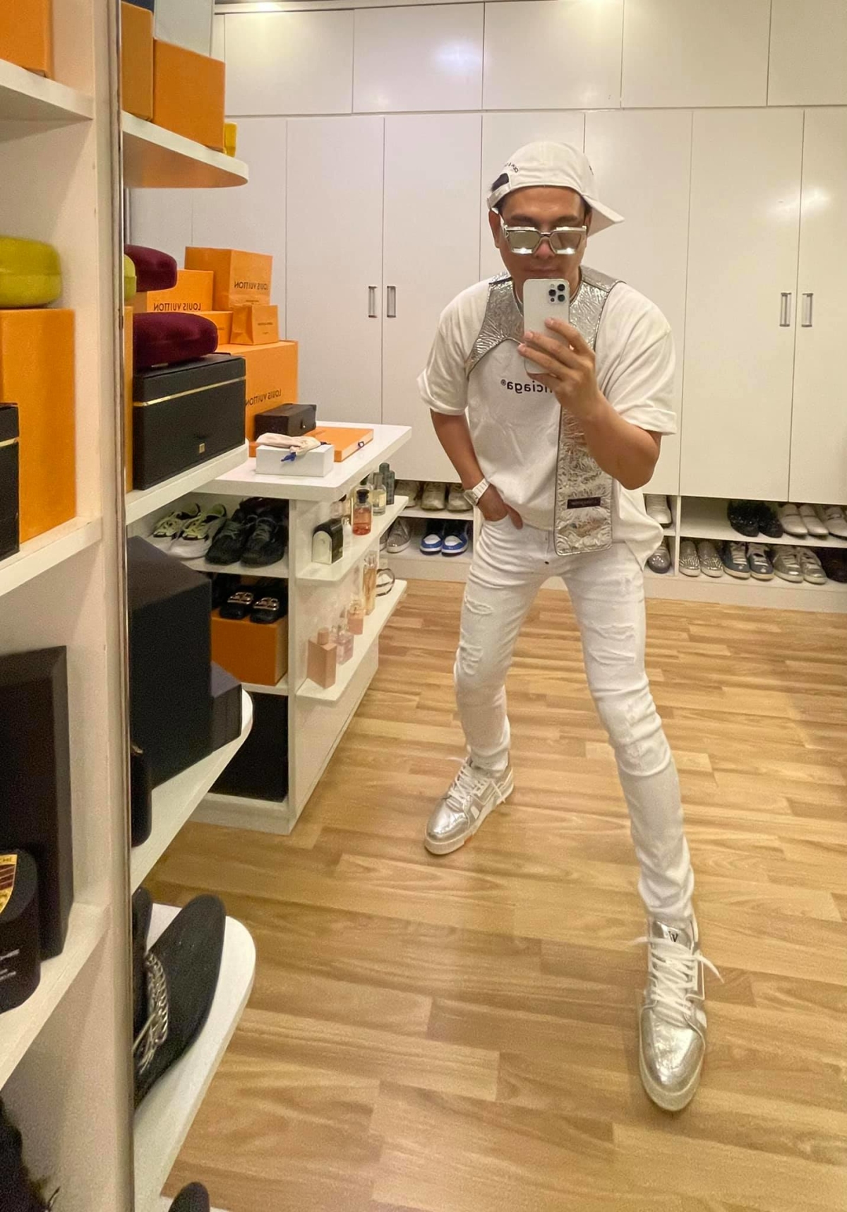 Biệt phủ 4.000 m2 của gia đình ca sĩ Lâm Hùng - người từng được NSƯT Vũ Linh nâng đỡ-19