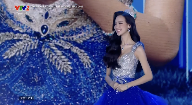 Bảo Ngọc bất ngờ đòi lại vương miện Á hậu, rơi nước mắt nói lời xin lỗi ngay tại đêm Chung kết Miss World Vietnam 2023-3