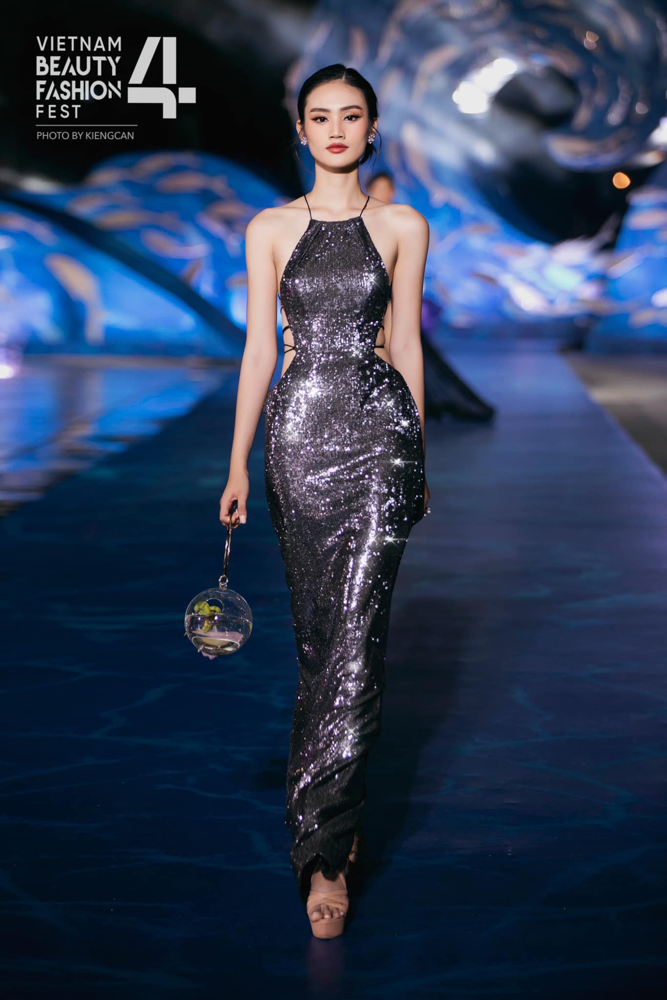 Huỳnh Trần Ý Nhi - Tân Miss World Vietnam 2023: Tính hướng nội nhưng ứng xử cực ấn tượng-5