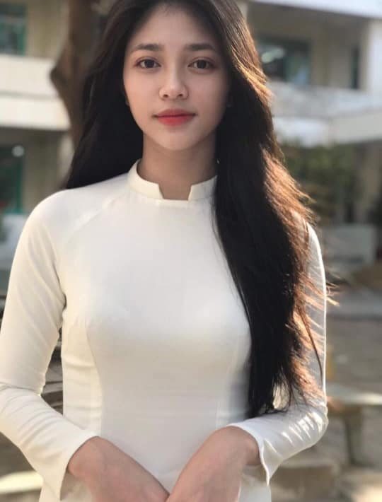 Á hậu 2 Miss World Vietnam 2023: Tuổi thơ đối mặt với nhiều khó khăn, nhan sắc đời thường gây sốt-6