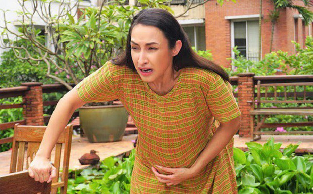 Đau bụng đẻ, tôi hối chồng đưa đến viện thì anh nói một câu phũ phàng-1