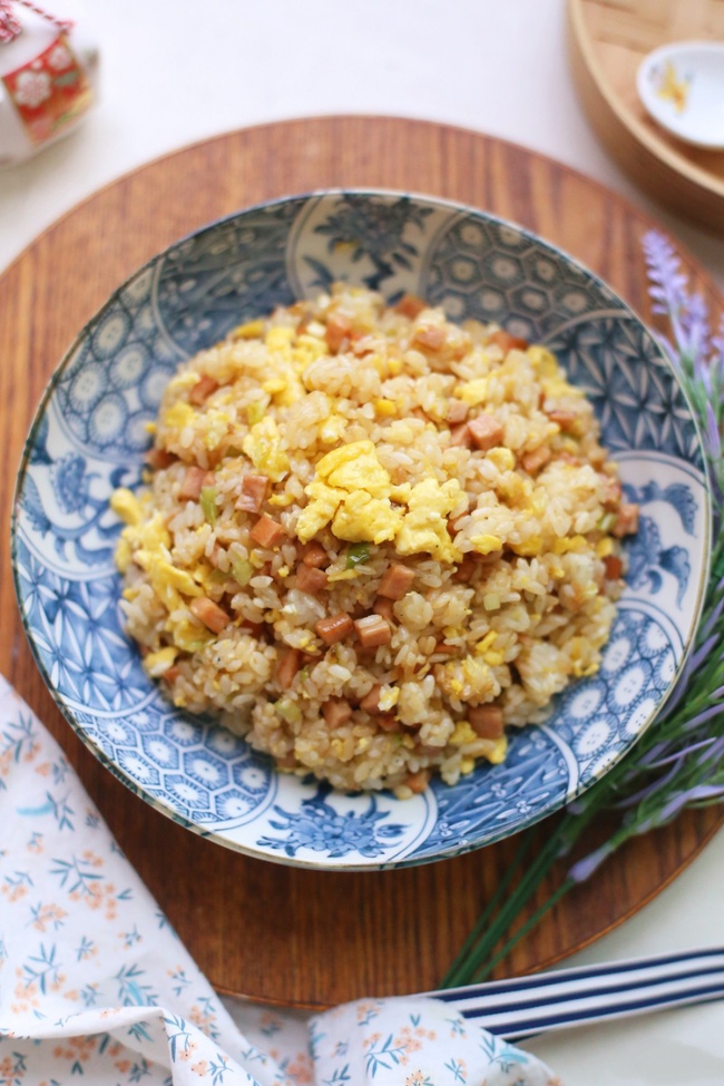 Làm nhanh 3 món cơm trứng ăn ngon cho bữa sáng-4