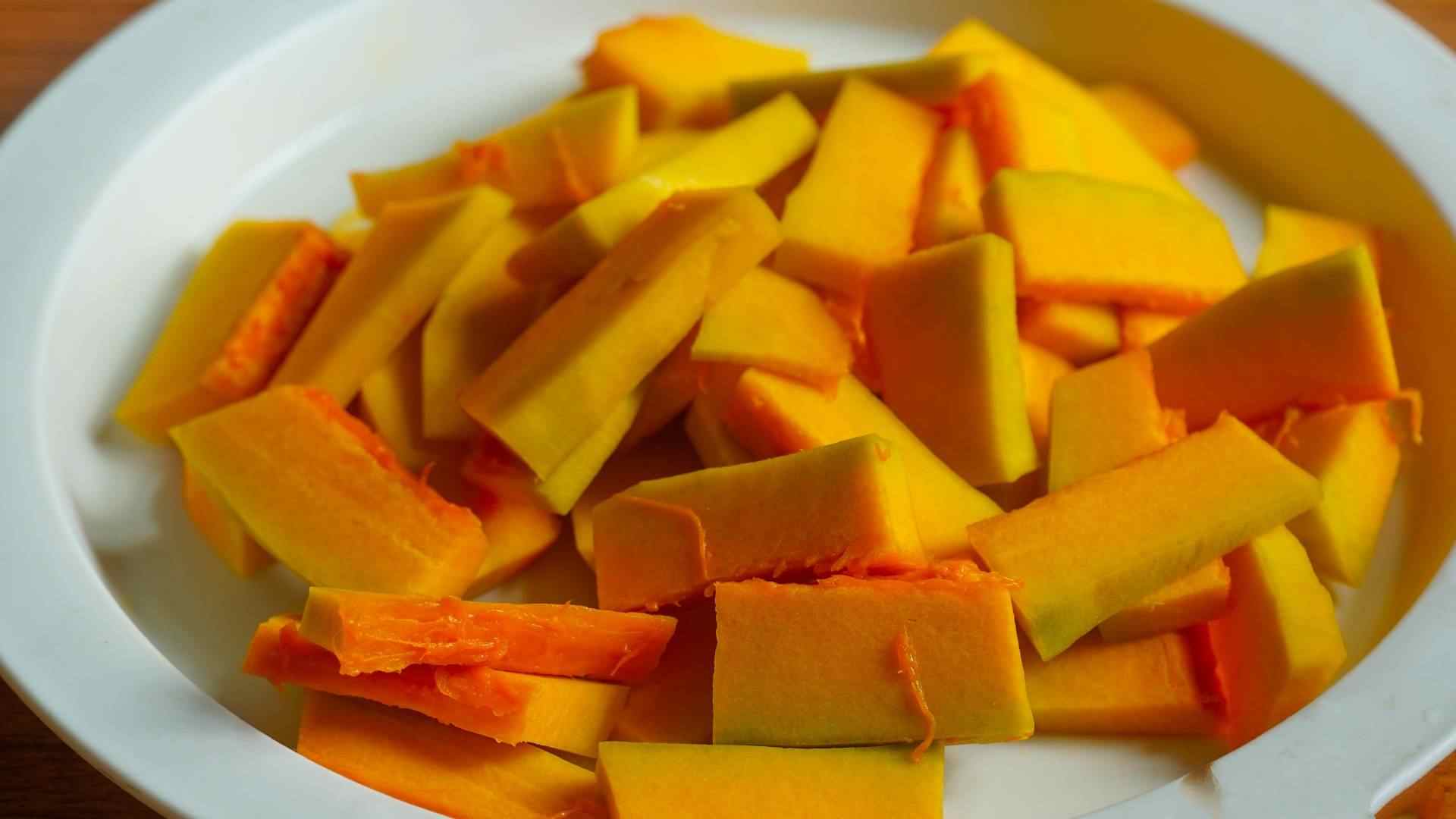 4 món ngon bổ máu, giúp làn da mịn màng, trắng sáng-8