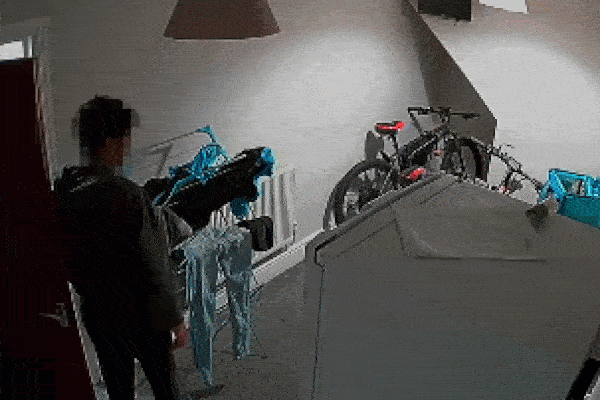 Kinh hoàng khoảnh khắc nhà máy pháo hoa phát nổ tại Thái Lan-1