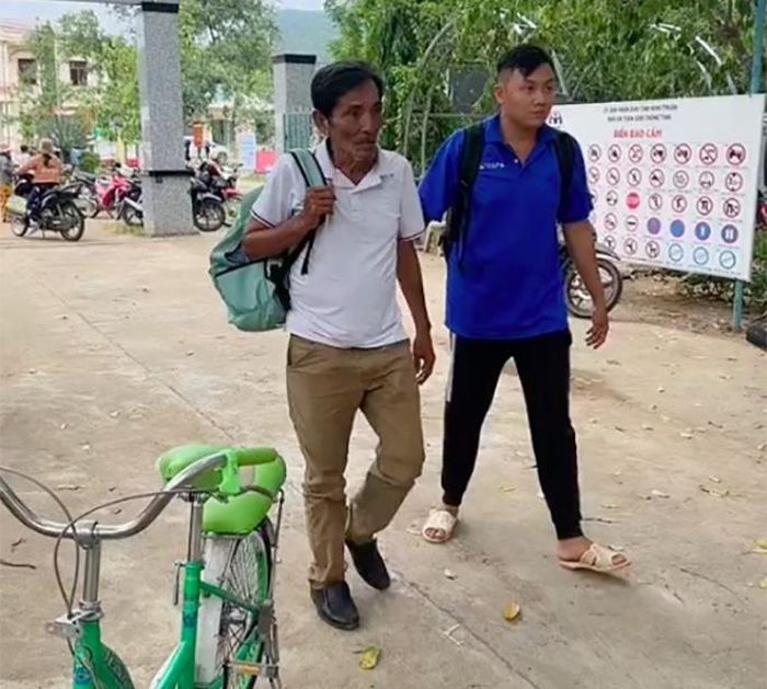 Xót xa hình ảnh nghệ sĩ Thương Tín hiện tại-1