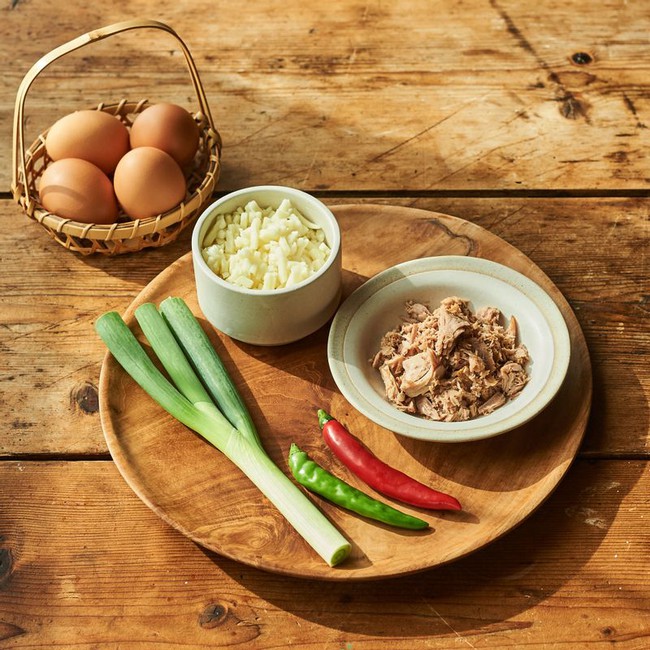 Bữa tối thảnh thơi với tô cơm làm trong 10 phút-1