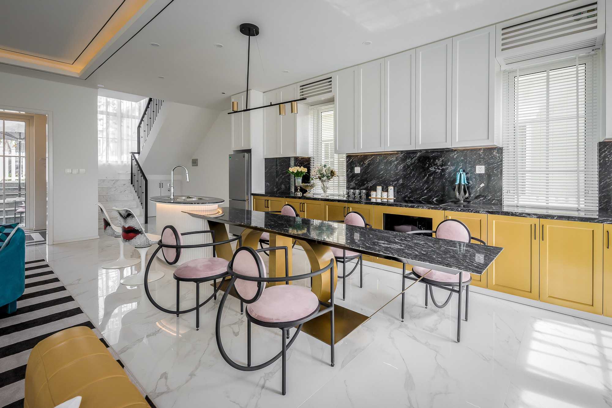 Ngôi nhà đẹp như bản giao hưởng nghệ thuật bên bờ biển Phan Thiết-10