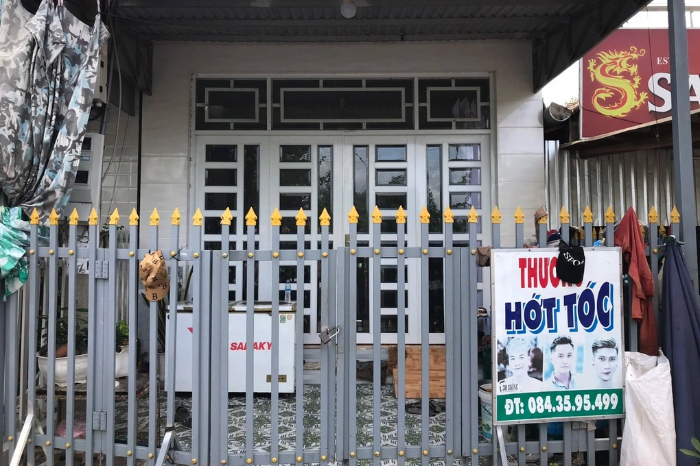 Bắt khẩn cấp đối tượng đâm chết người tình-2