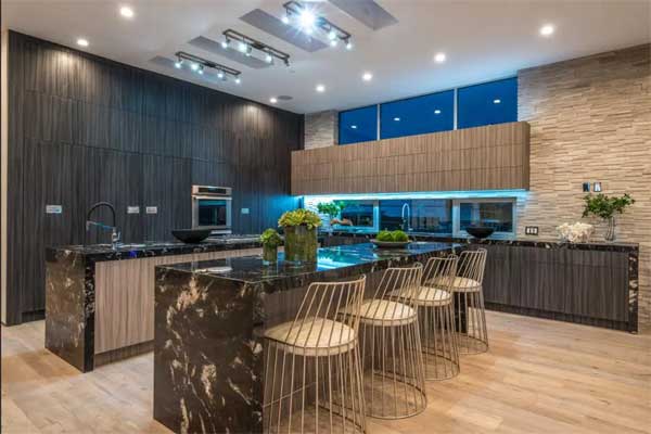 Những căn bếp màu đen cá tính và ấn tượng-4