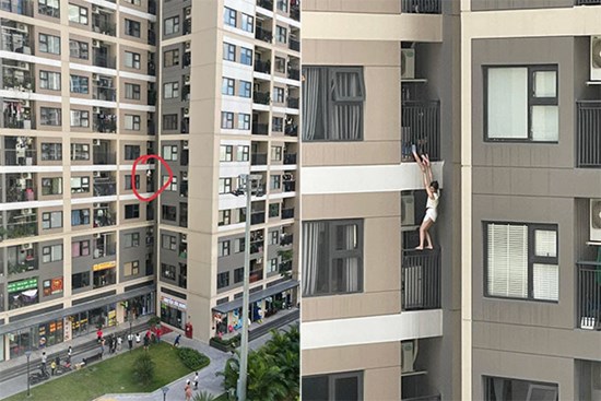 Hà Nội: Người phụ nữ lơ lửng ngoài lan can chung cư rồi rơi xuống đất