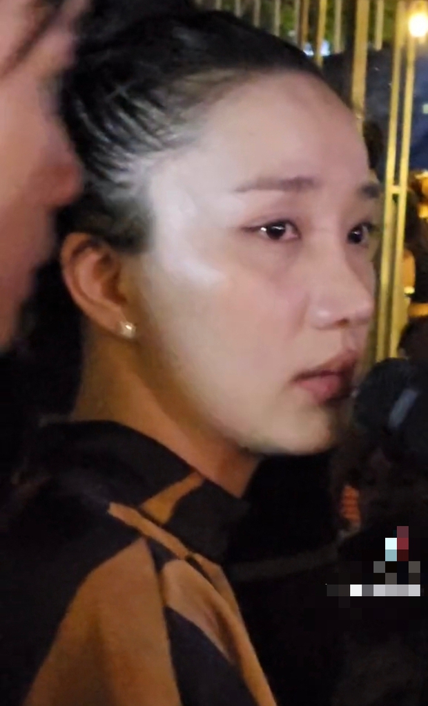 Lê Dương Bảo Lâm gặp biến: Gây tranh cãi vì mời loạt nghệ sĩ về quán, vợ khóc nức nở năn nỉ khách hàng-3