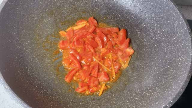 Cây này được ví là rau ba cao”, canxi gấp 7 lần cà chua, ăn đều thanh nhiệt nhuận tràng-5