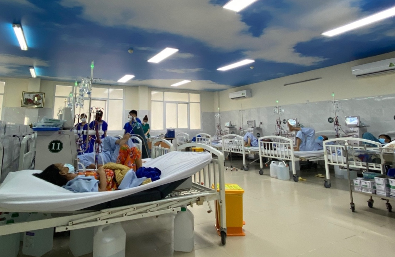 Những cuộc điện thoại xin nợ tiền chạy thận-1