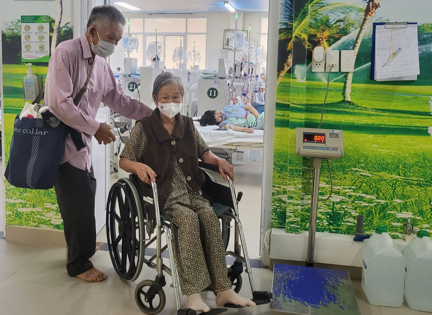 Những cuộc điện thoại xin nợ tiền chạy thận-5