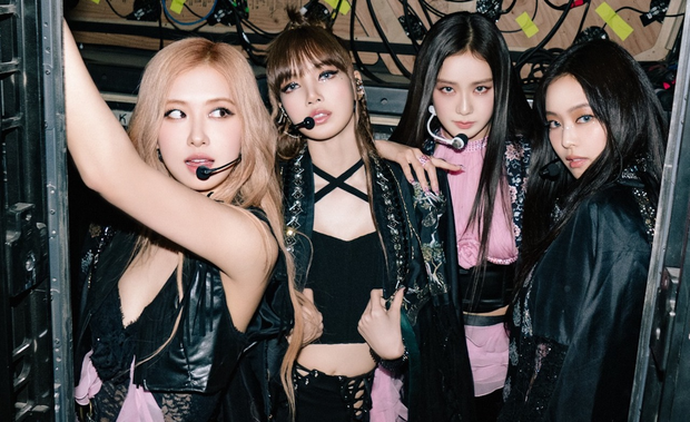 Còn 4 ngày nữa là tới concert Born Pink Hà Nội, các thành viên BLACKPINK đang làm gì?-1