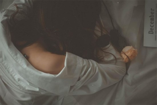 Chồng tức giận vì tôi không chịu nghỉ làm để trông con