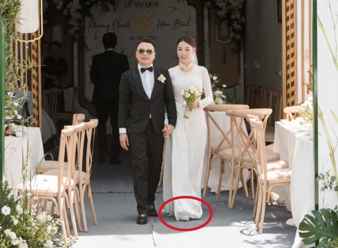 Phương Oanh được khán giả khen ngợi hành động điểm 10 tinh tế trong lễ ăn hỏi với Shark Bình-1