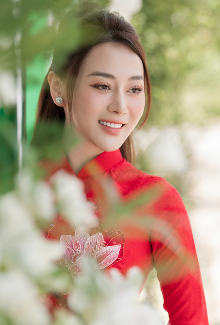Phương Oanh được khán giả khen ngợi hành động điểm 10 tinh tế trong lễ ăn hỏi với Shark Bình-3