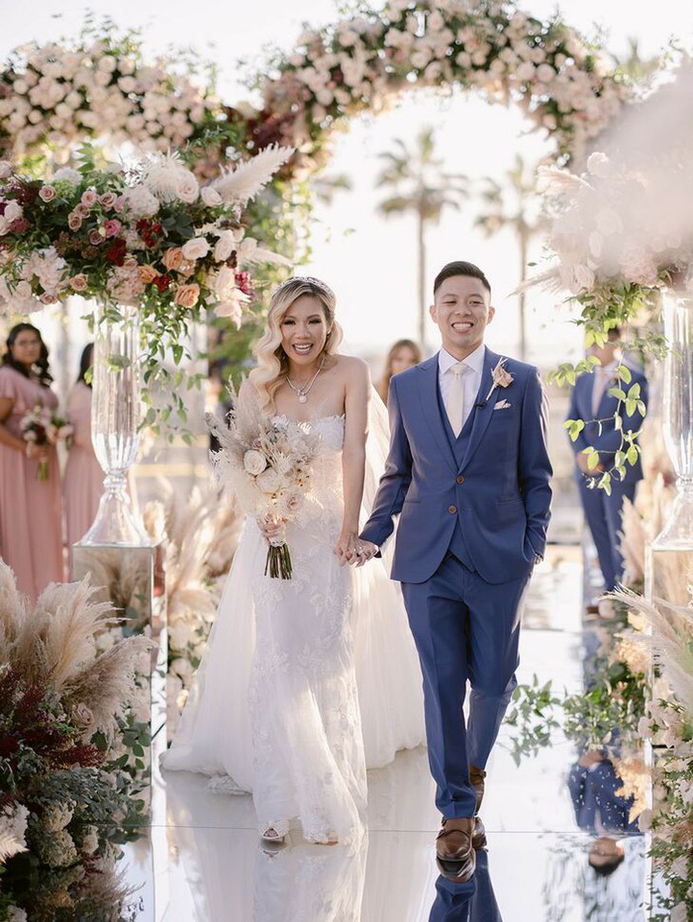 Đám cưới của cặp đôi Việt trên đất Mỹ, đội hình bê lễ đặc biệt-4