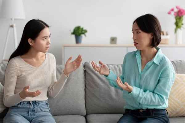 Đang yên đang lành, bỗng nhiên dì út xúi mẹ tôi khuyên vợ chồng tôi bỏ nhau-2