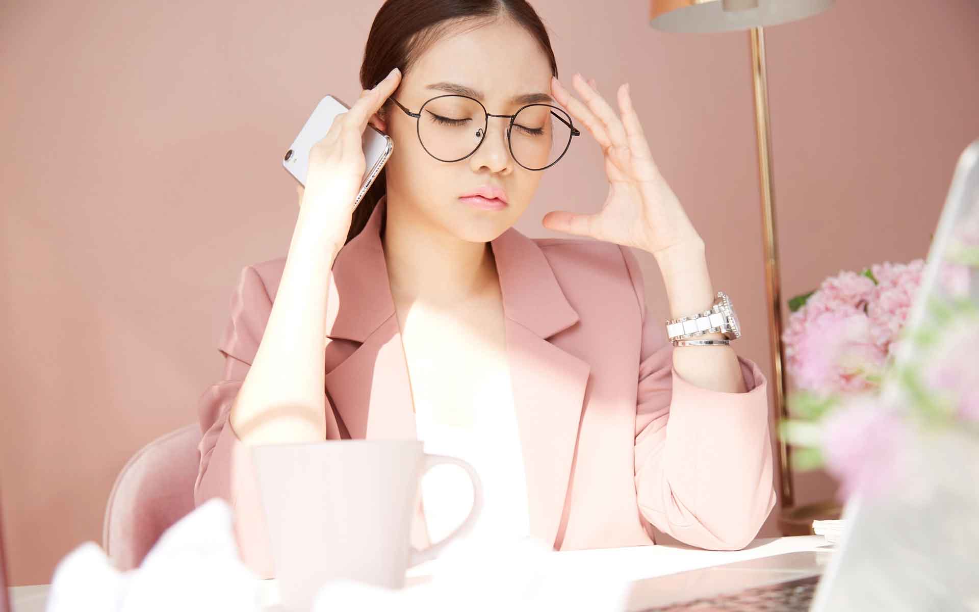 Trong lễ đính hôn, tôi kinh ngạc khi nghe yêu cầu của mẹ chồng tương lai-1