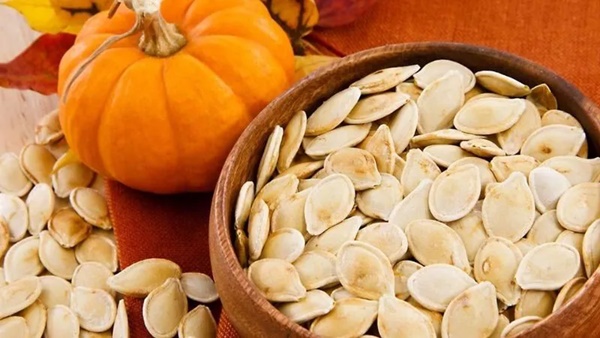 Bộ phận quý giá của quả bí ngô mà WHO khuyên dùng, nhiều người không biết lại bỏ đi lãng phí-1